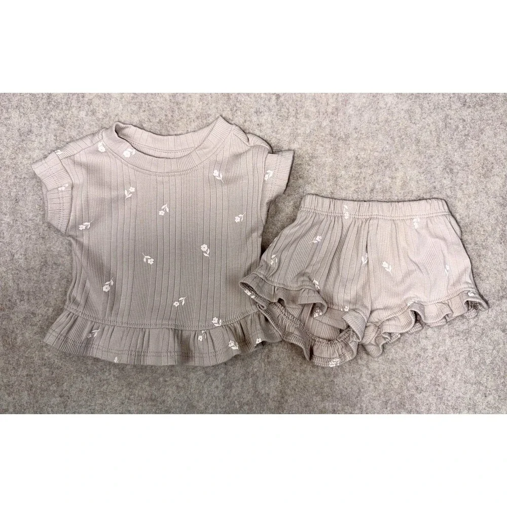 Cloud Island Baby Girls Newborn 2 Piece Set Shorts Shirt Tan Flowers